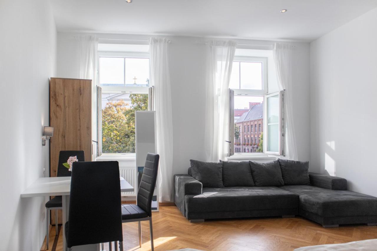 Superb 7Br Shared Apartment- Near Hauptbahnhof Wien Eksteriør bilde