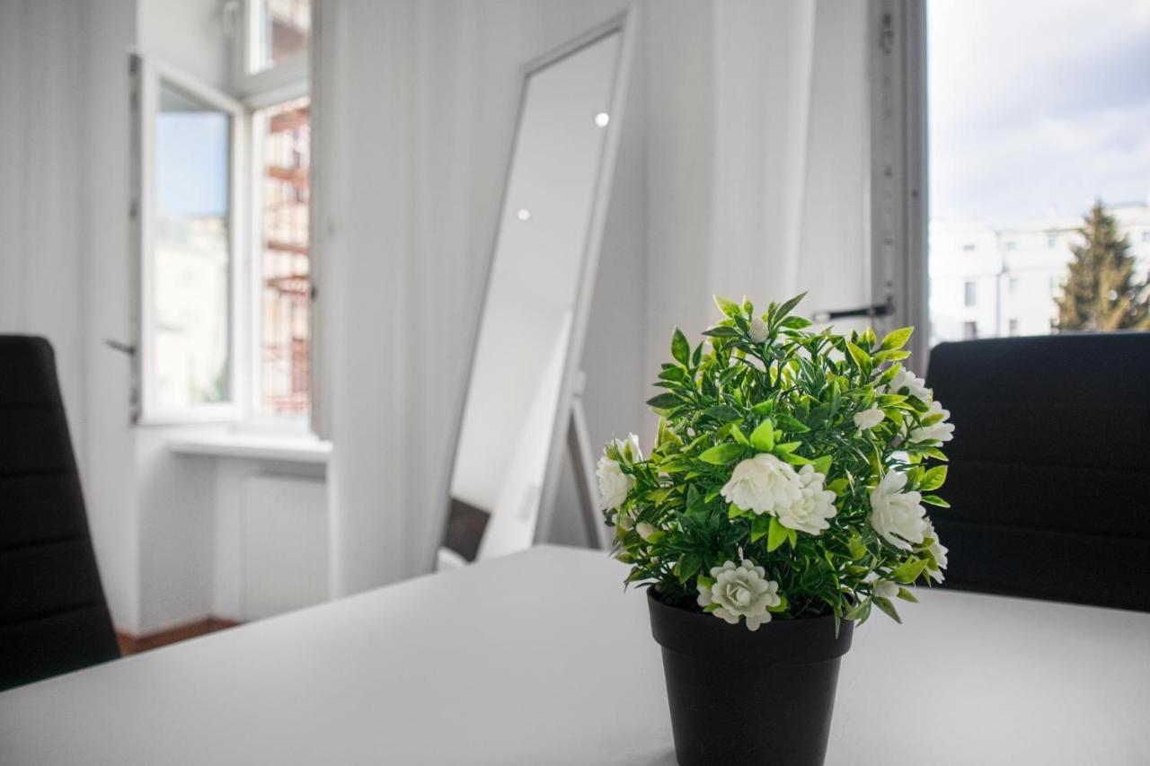 Superb 7Br Shared Apartment- Near Hauptbahnhof Wien Eksteriør bilde
