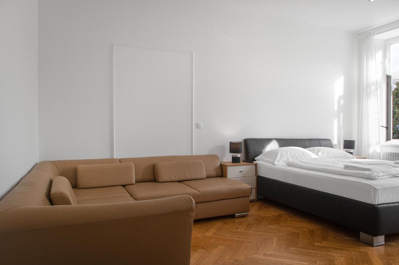 Superb 7Br Shared Apartment- Near Hauptbahnhof Wien Eksteriør bilde